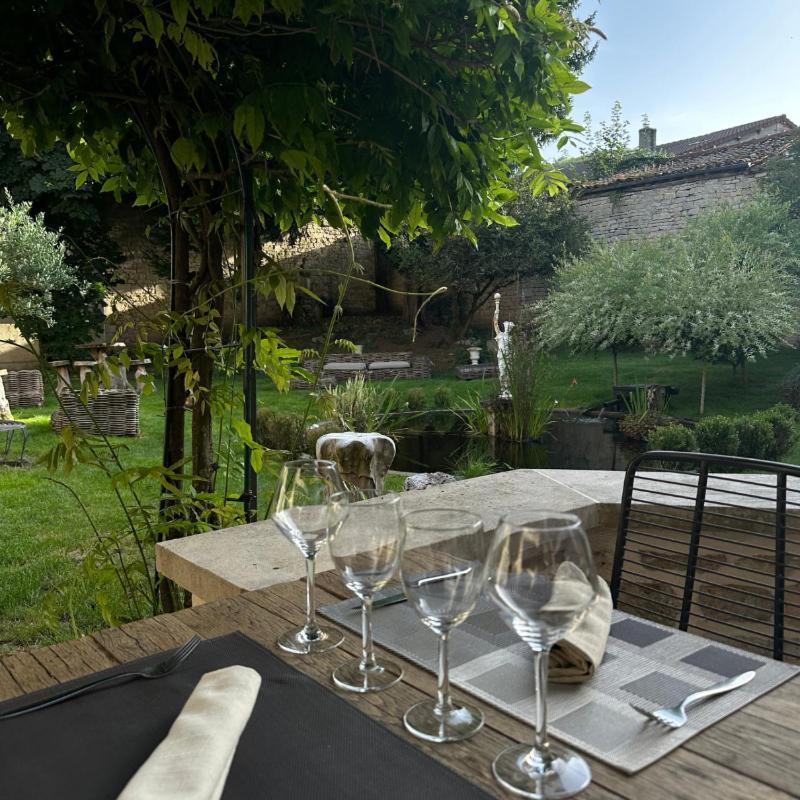 Le Soleil D'Or Hotel Joinville Exterior photo